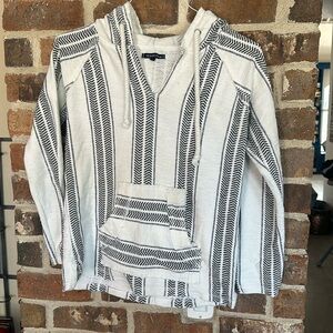 Outfit bundle Ocean Drive Stripe Baja Hoodie and matching shorts small medium